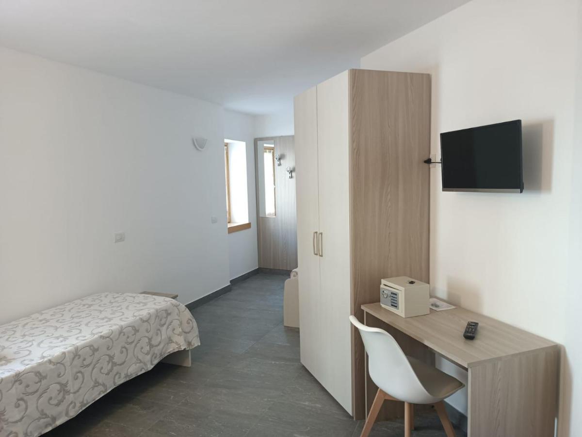 Hotel Gufo Depandance Bormio Esterno foto