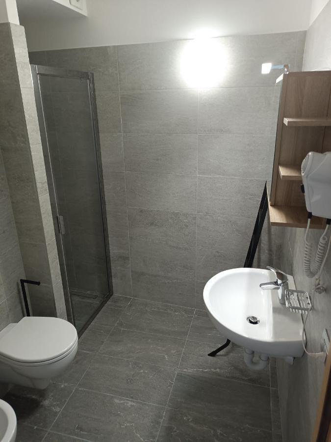 Hotel Gufo Depandance Bormio Esterno foto