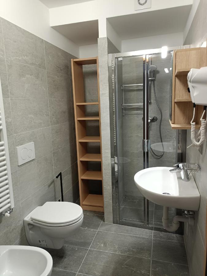 Hotel Gufo Depandance Bormio Esterno foto