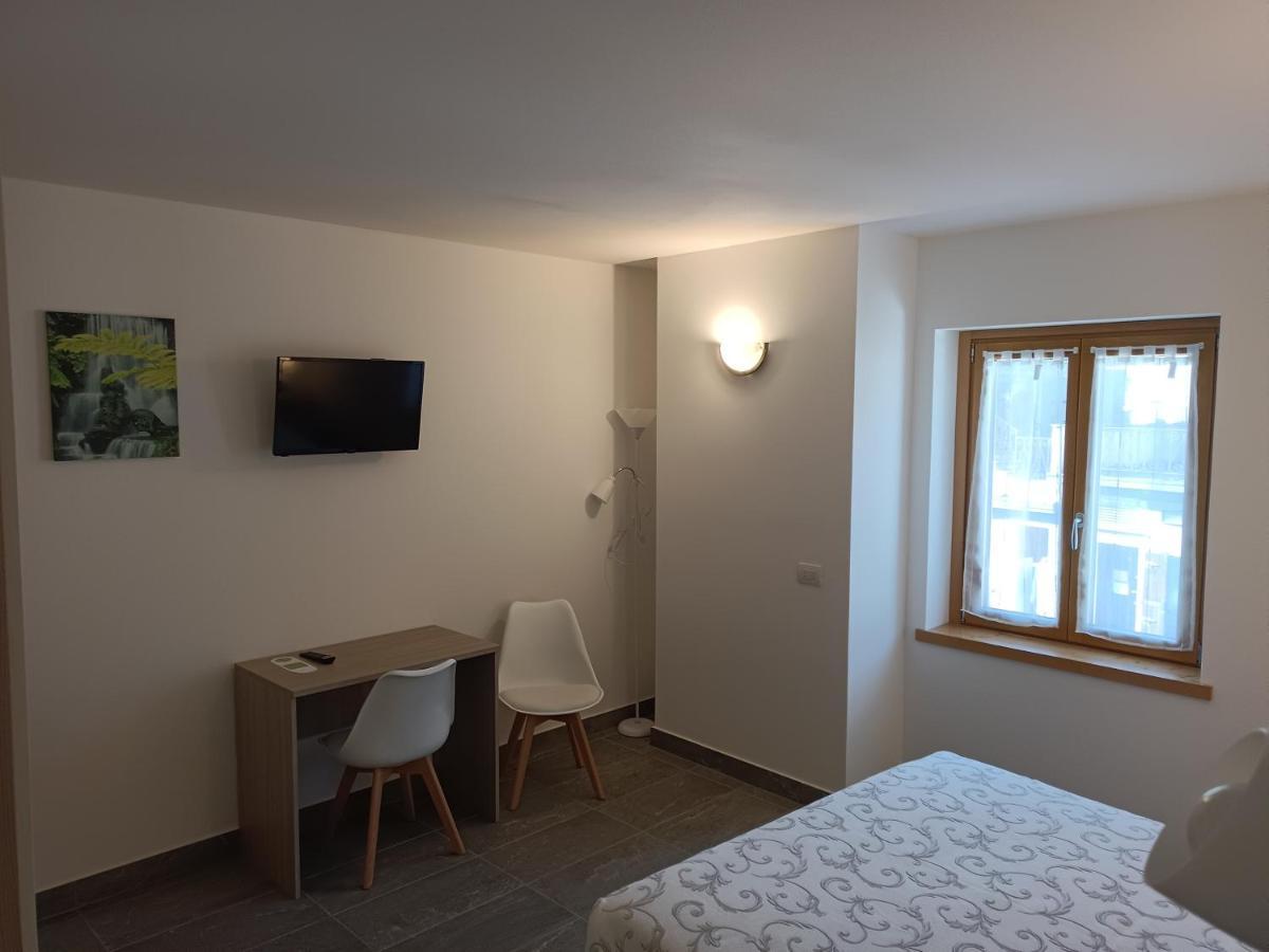 Hotel Gufo Depandance Bormio Esterno foto